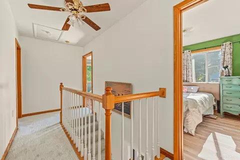 Entry Way - 214 Hickory, Munising, MI 49862 photo 4 of 4
