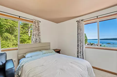 Bedroom - 214 Hickory, Munising, MI 49862 photo 6 of 6