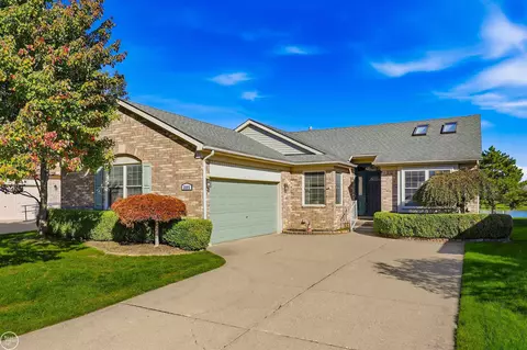 3685 Warwick, Sterling Heights, MI 48314
