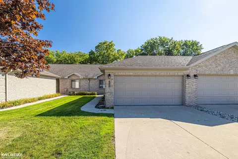 35292 Silver Maple, Clinton Township, MI 48035