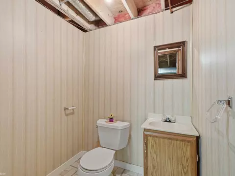 Bath - 15385 Windmill #60, Macomb, MI 48044 photo 4 of 4