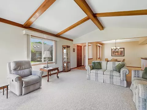 Living - 15385 Windmill #60, Macomb, MI 48044 photo 3 of 4