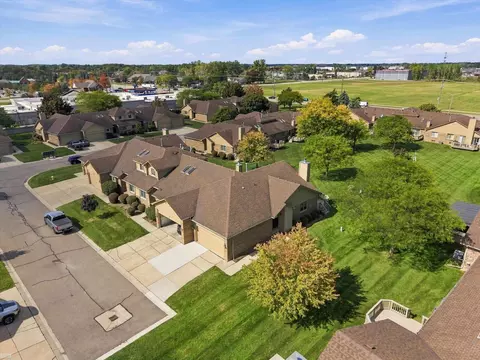 View/Area - 15385 Windmill #60, Macomb, MI 48044 photo 3 of 6