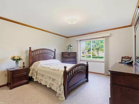 Bedroom - 15385 Windmill #60, Macomb, MI 48044 photo 3 of 4