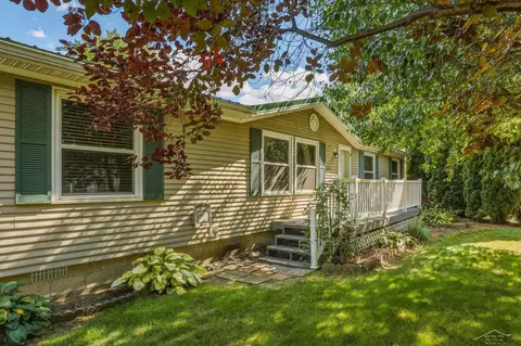 3428 S School, Akron, MI 48701