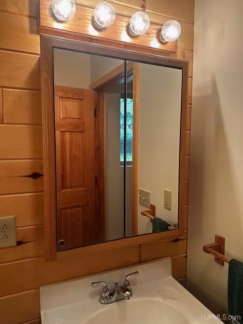 Bath - E6971 Maple Grove, Munising, MI 49862 photo 3 of 4