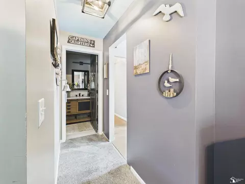 Entry Way - 3183 Bluebush, Monroe, MI 48162 photo 2 of 4
