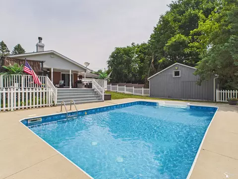 Exterior - 3183 Bluebush, Monroe, MI 48162 photo 7 of 33