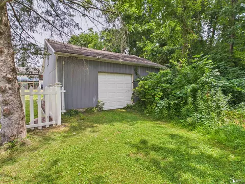 Exterior - 3183 Bluebush, Monroe, MI 48162 photo 14 of 33