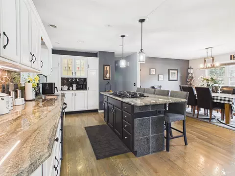 Kitchen - 3183 Bluebush, Monroe, MI 48162 photo 4 of 6