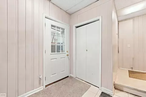 Entry Way - 537 N Neeper, Capac, MI 48014 photo 2 of 3