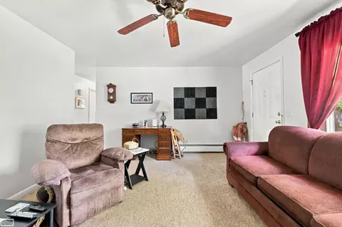 Living - 537 N Neeper, Capac, MI 48014 photo 3 of 3