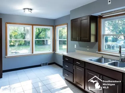 Kitchen - 1516 Riverview, Monroe, MI 48162 photo 3 of 4