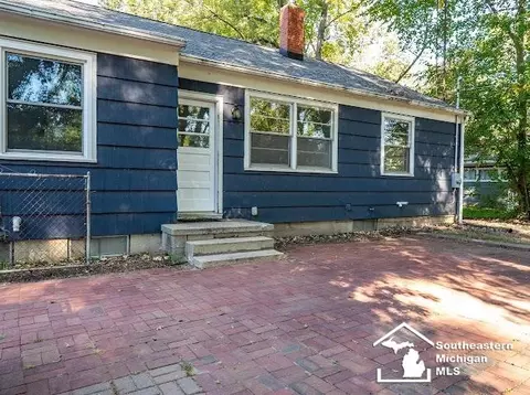 Exterior - 1516 Riverview, Monroe, MI 48162 photo 6 of 9