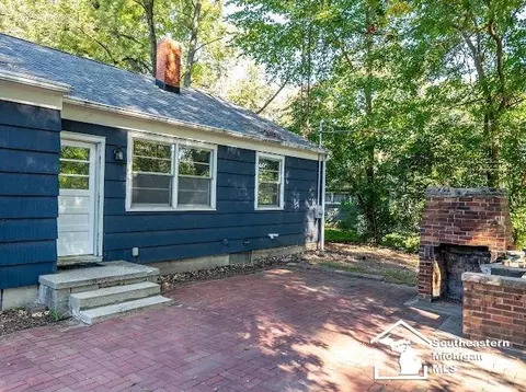 Exterior - 1516 Riverview, Monroe, MI 48162 photo 4 of 9