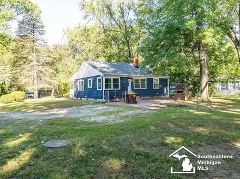 Exterior - 1516 Riverview, Monroe, MI 48162 photo 7 of 9