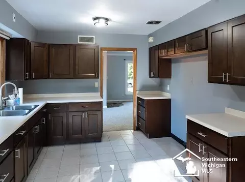 Kitchen - 1516 Riverview, Monroe, MI 48162 photo 2 of 4