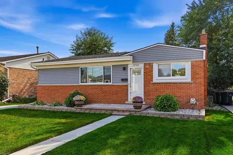 22520 Raymond, Saint Clair Shores, MI 48082