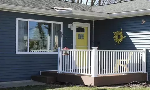 115 Chestnut, Breckenridge, MI 48615
