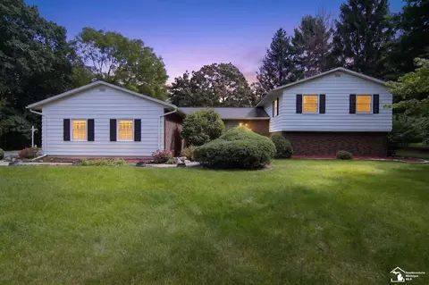355 Sandy Bch, Clarklake, MI 49234