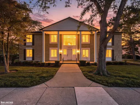 29313 Hayes #35, Warren, MI 48088