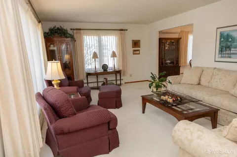 Living - 1818 Prairie, Ishpeming, MI 49849 photo 2 of 3