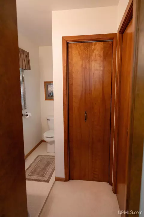 Bath - 1818 Prairie, Ishpeming, MI 49849 photo 8 of 8