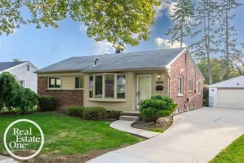 23028 Sanders, Saint Clair Shores, MI 48080