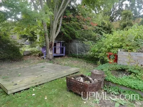 Exterior - 104 Hemlock, Munising, MI 49862 photo 1 of 3