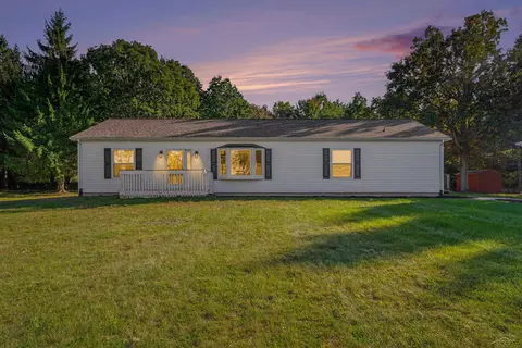 19823 W Brady, Elsie, MI 48831