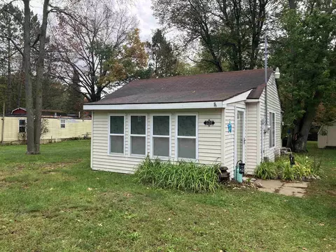 408 Maple, Lake, MI 48632
