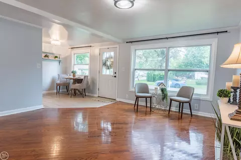 Living - 549 Edwards, Algonac, MI 48001 photo 1 of 3