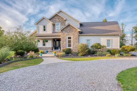 430 Pine, Corunna, MI 48817