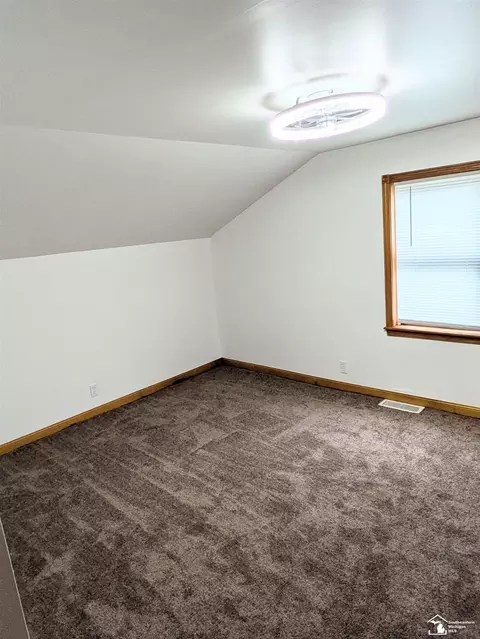 Bedroom - 12430 Maxwell, Carleton, MI 48117 photo 3 of 4