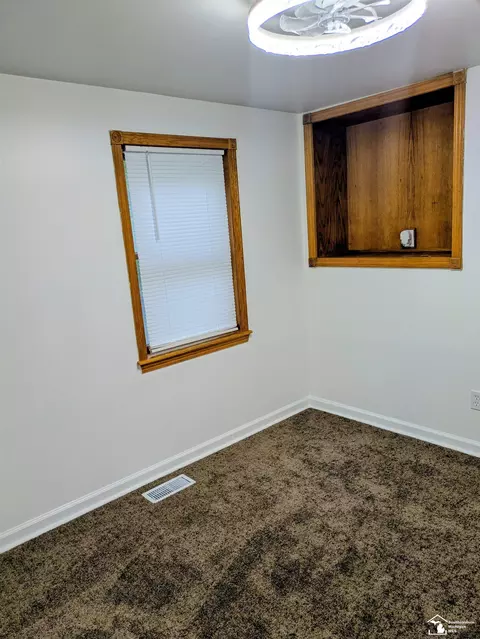 Bedroom - 12430 Maxwell, Carleton, MI 48117 photo 1 of 4