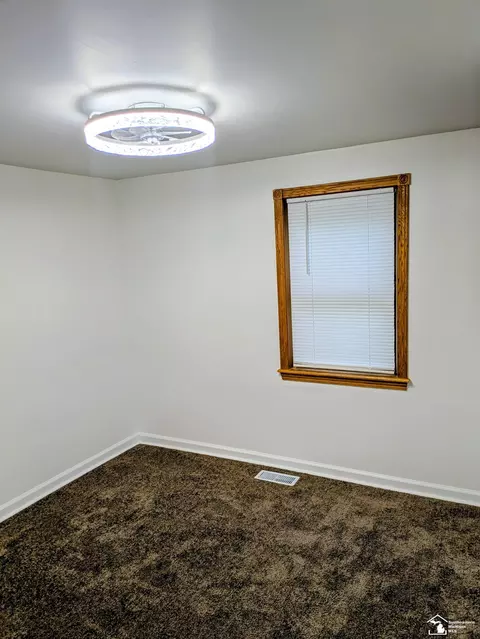 Bedroom - 12430 Maxwell, Carleton, MI 48117 photo 2 of 4