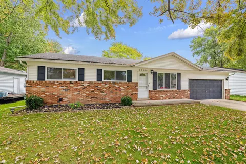 39370 Long, Harrison Township, MI 48045
