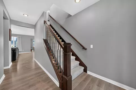 Entry Way - 52409 Monaco, Macomb, MI 48042 photo 2 of 5