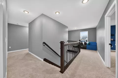 Entry Way - 52409 Monaco, Macomb, MI 48042 photo 3 of 5