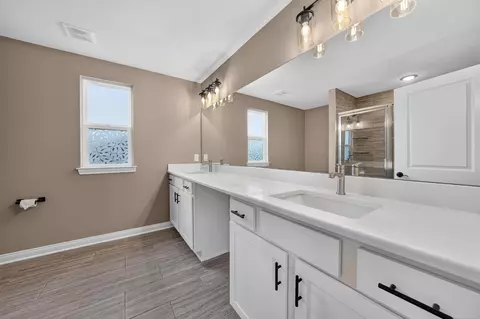 Bath - 52409 Monaco, Macomb, MI 48042 photo 2 of 4
