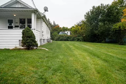 Exterior - 809 Campbell, Flint, MI 48507 photo 3 of 5