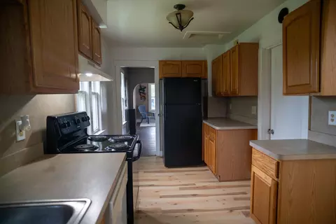 Entry Way - 809 Campbell, Flint, MI 48507 photo 1 of 2