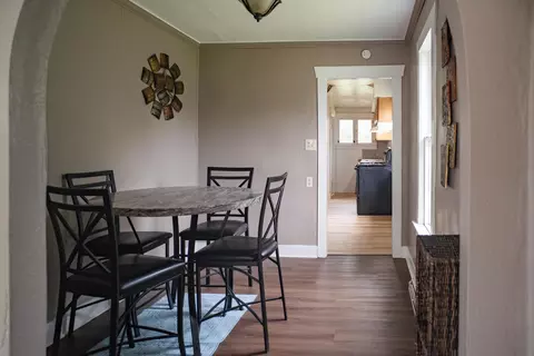 Dining - 809 Campbell, Flint, MI 48507 photo 1 of 1