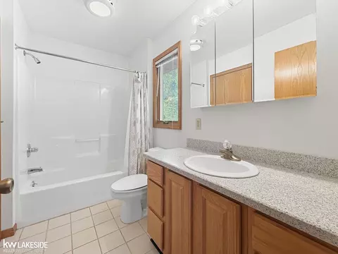 Bath - 6847 Huron, Caseville, MI 48725 photo 3 of 5
