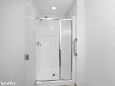 Bath - 6847 Huron, Caseville, MI 48725 photo 4 of 5