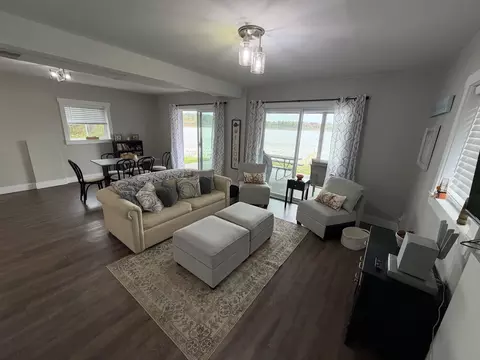 Living - 3943 Wice, Gladwin, MI 48624 photo 4 of 5