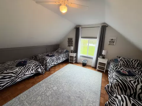 Bedroom - 3943 Wice, Gladwin, MI 48624 photo 3 of 7