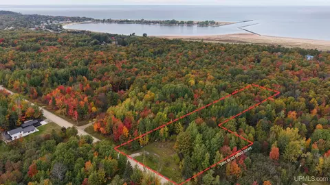 22226 Webb, Grand Marais, MI 49839