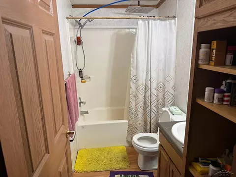 Bath - 10312 Outback, Frederic, MI 49733 photo 1 of 2