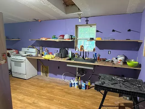 Kitchen - 10312 Outback, Frederic, MI 49733 photo 2 of 2